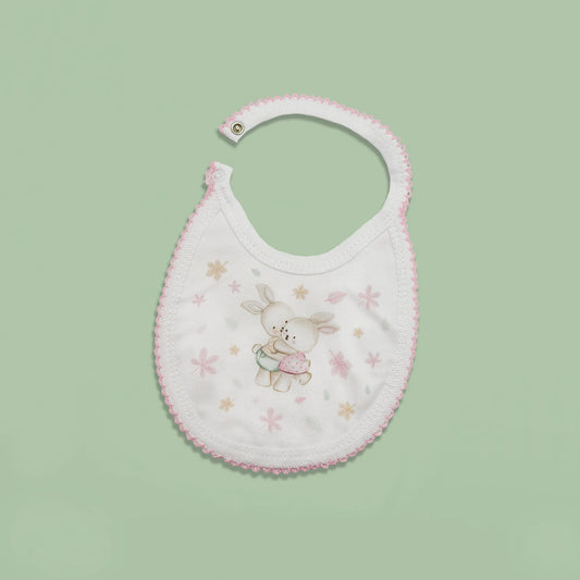 Babero con motivo de conejitos abrazados rosa