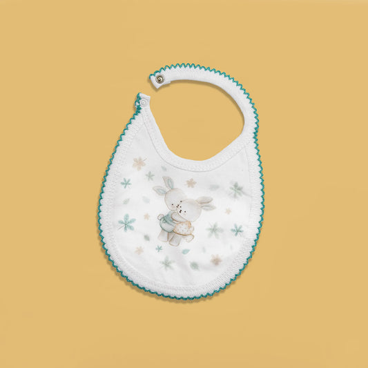 Babero con motivo de conejitos abrazados verde