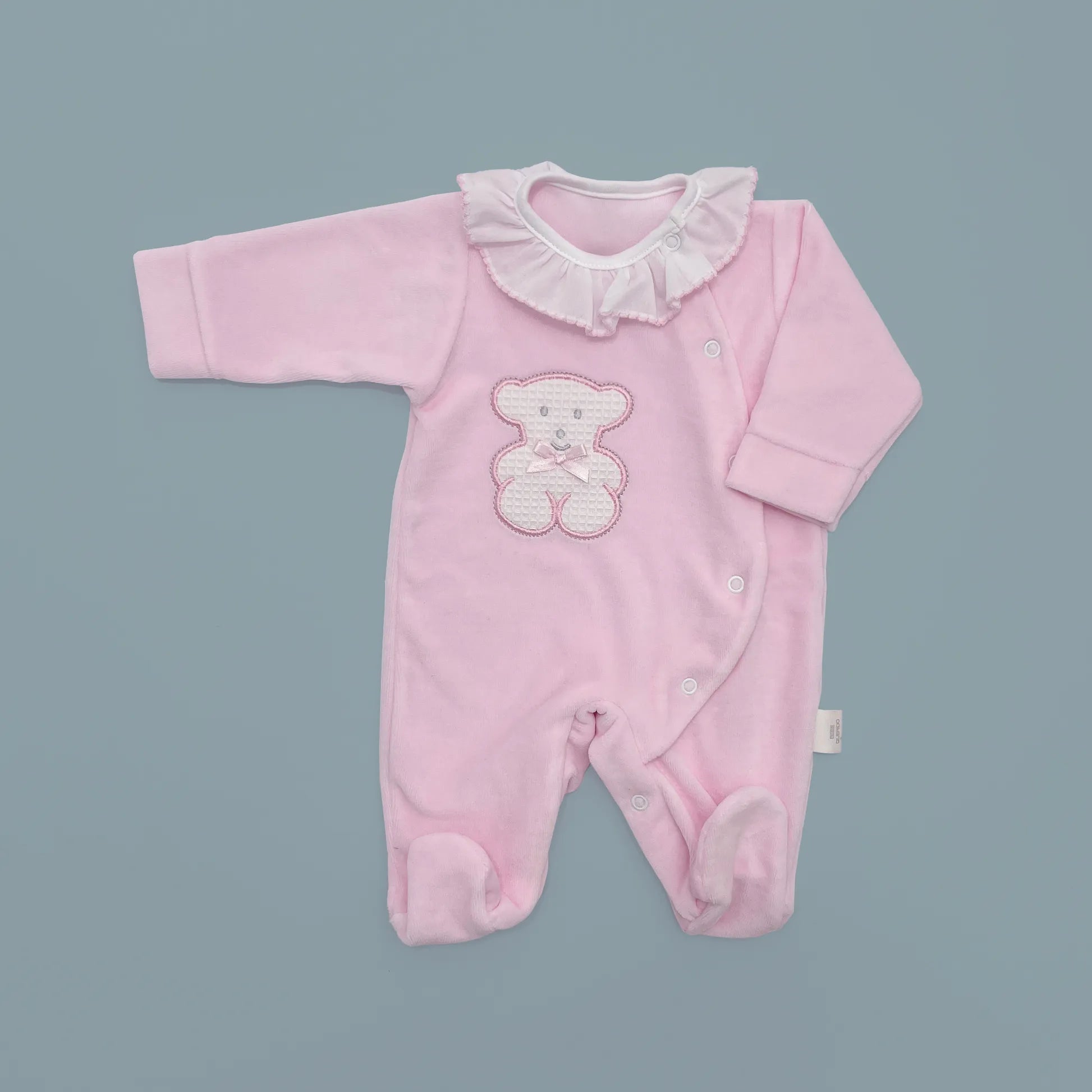 Pelele con cuello de volante y motivo de osito waffle rosa