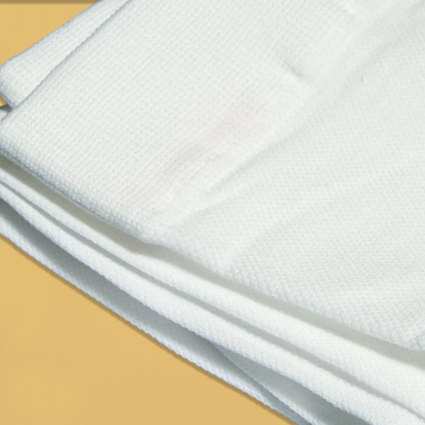 Detalle de leotardos de microfibra opacos lisos blancos