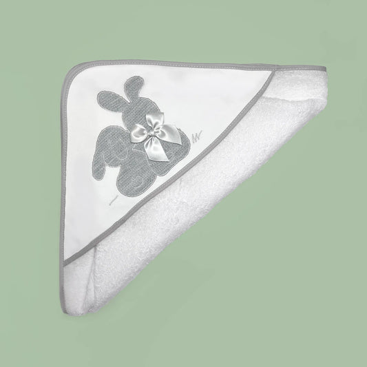 Toalla con motivo de conejos de punto y lazo gris